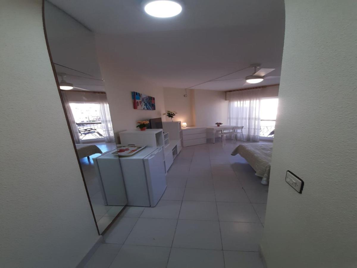 Studio Met Ideale Ligging Torrevieja Exterior foto